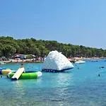 Campsite Sweet - Complet