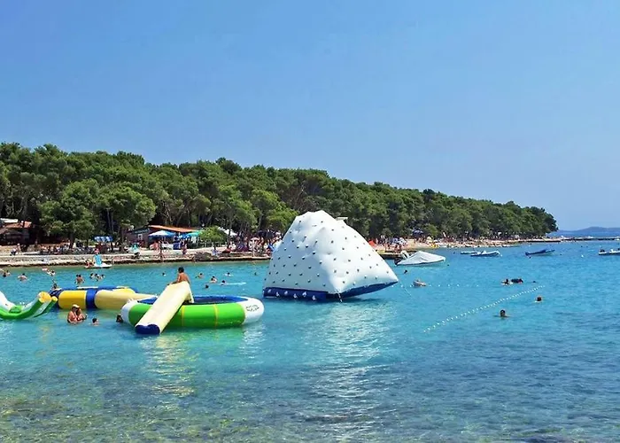 Kamp Sweet - Complet
