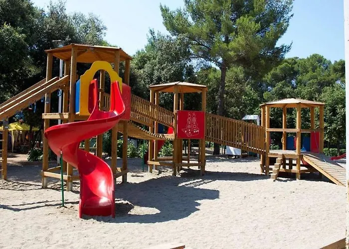 Kamp Sweet - Complet